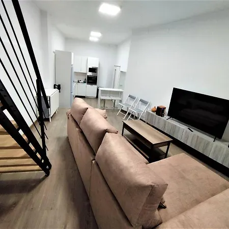 Singular Tríplex En Zona Céntrica *